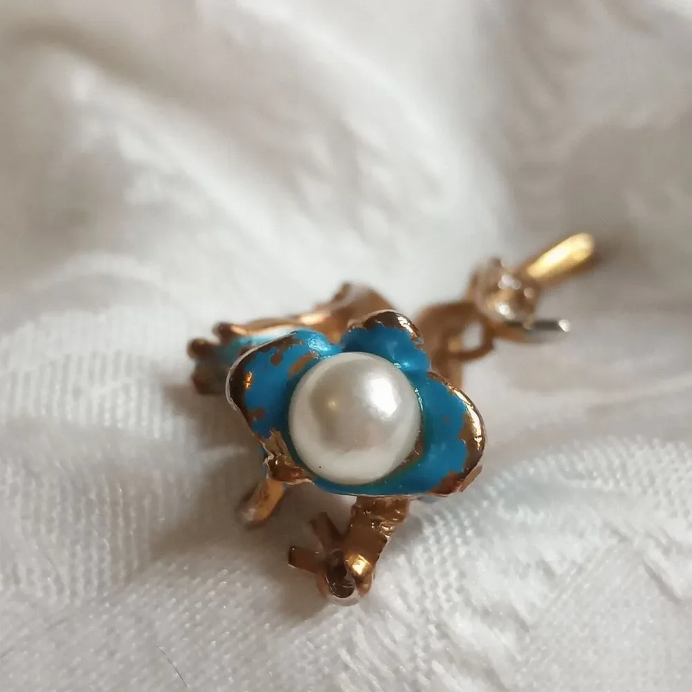 Enameled Teal Vintage Tulip Flower Brooch, Rhinestones faux pearl pot metal 2.5